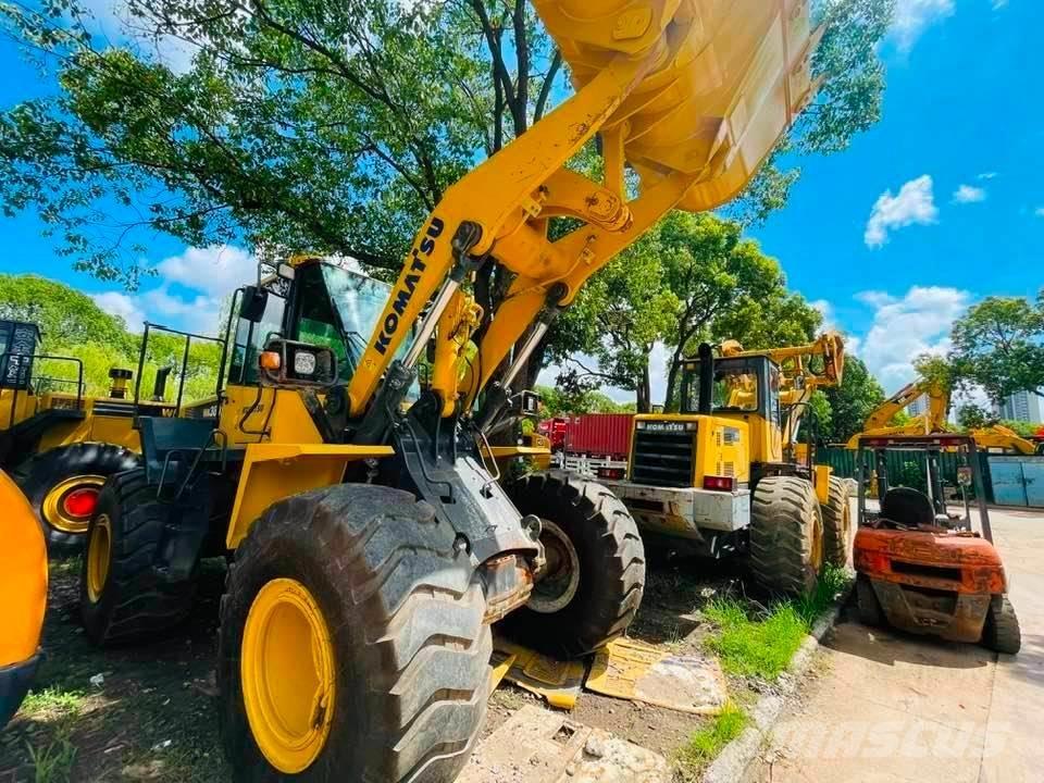 Komatsu WA380-6 Pale gommate