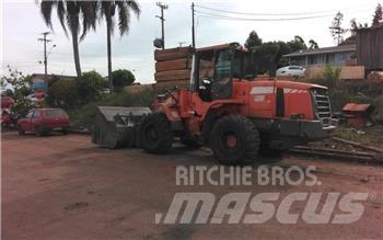 Doosan DL 200 Pale gommate