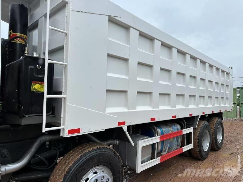 Howo 371hp 8X4 Camion ribaltabili