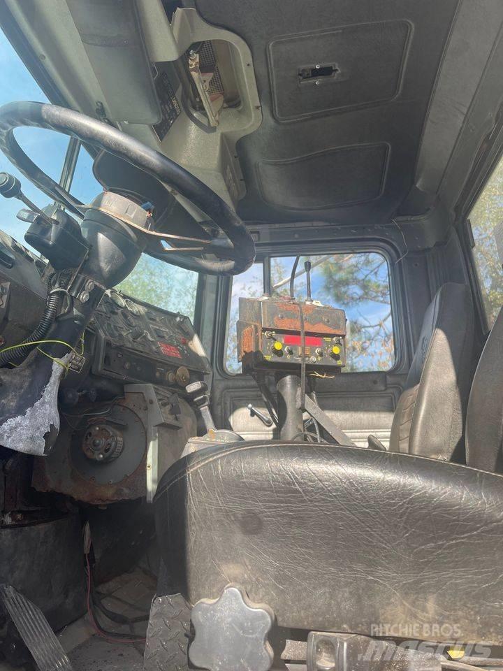 Mack dump Camion ribaltabili