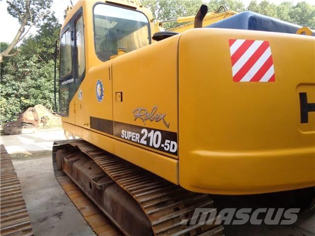 Hyundai R210-5D Escavatori gommati
