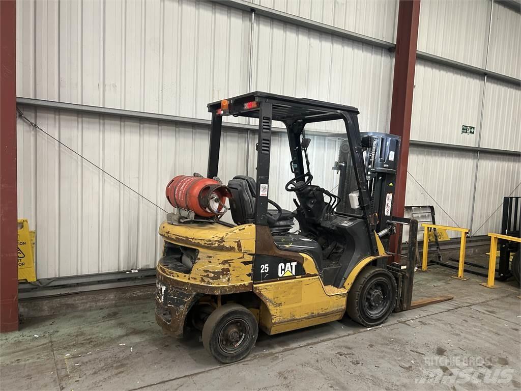 CAT GP20NT Carrelli elevatori GPL