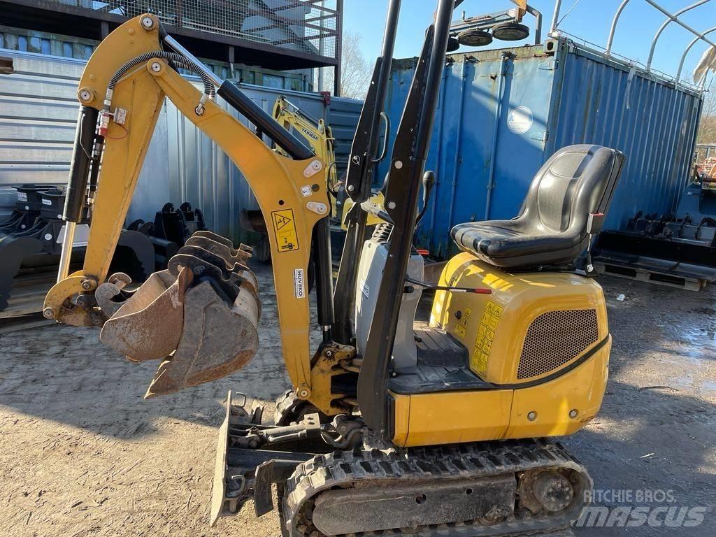 CAT 300.9 D Miniescavatori