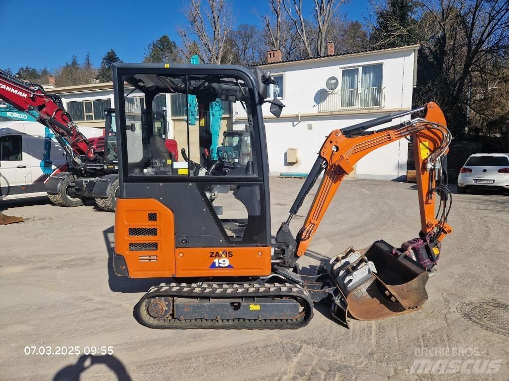 Hitachi ZX 19-6 Miniescavatori