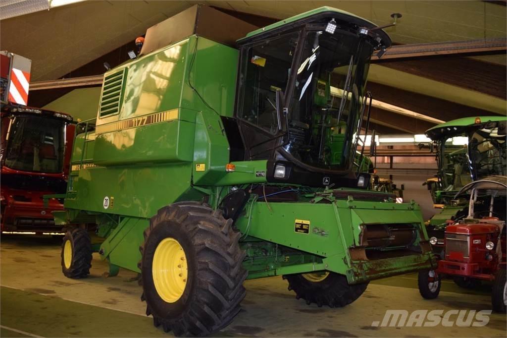 John Deere 1177 Mietitrebbiatrici