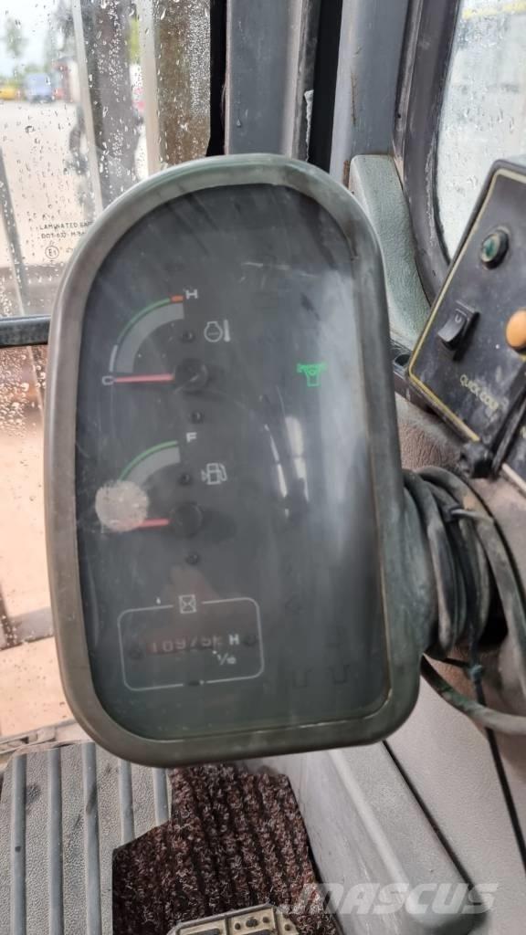 Volvo EC 210 B LC Escavatori cingolati