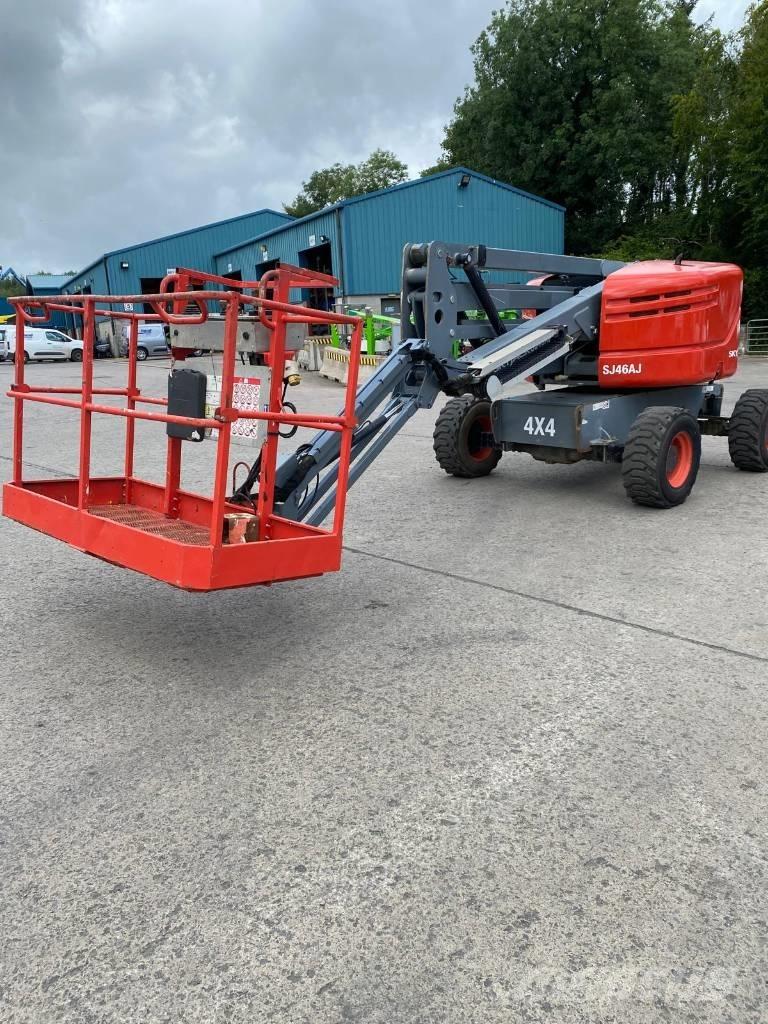 SkyJack SJ 46 AJ Piattaforme a braccio articolato