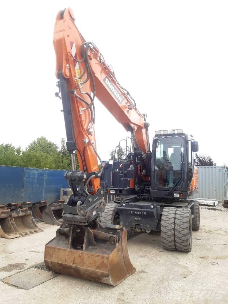 Doosan DX165 WR-7 Escavatori gommati