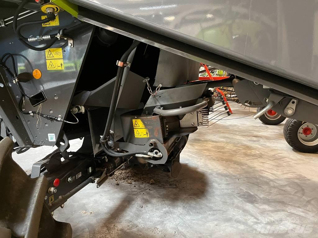 CLAAS LEXION 660 Mietitrebbiatrici