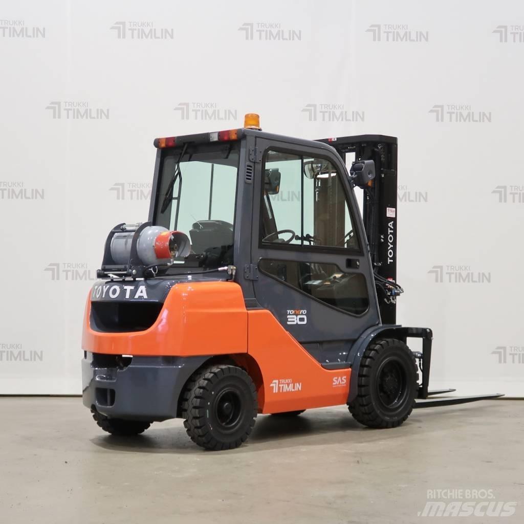 Toyota 02-8FGF30 Carrelli elevatori GPL