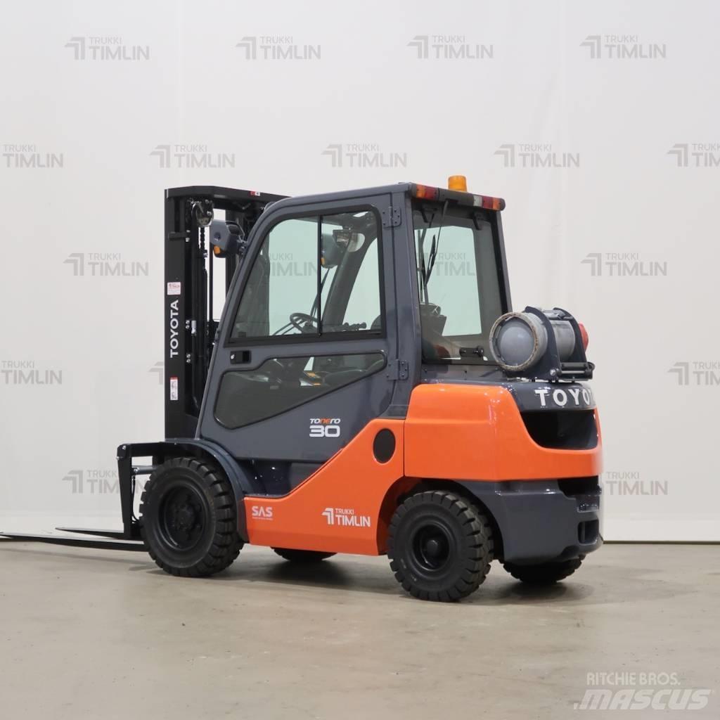 Toyota 02-8FGF30 Carrelli elevatori GPL