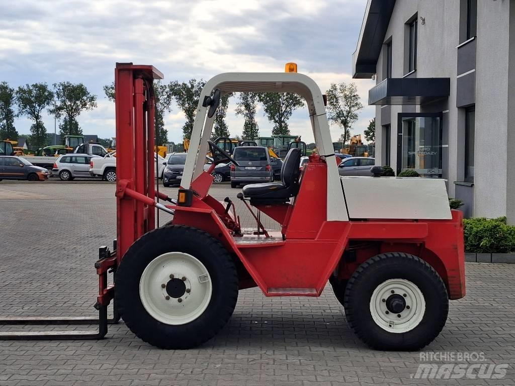 Manitou MC 25 Elevatore per esterni