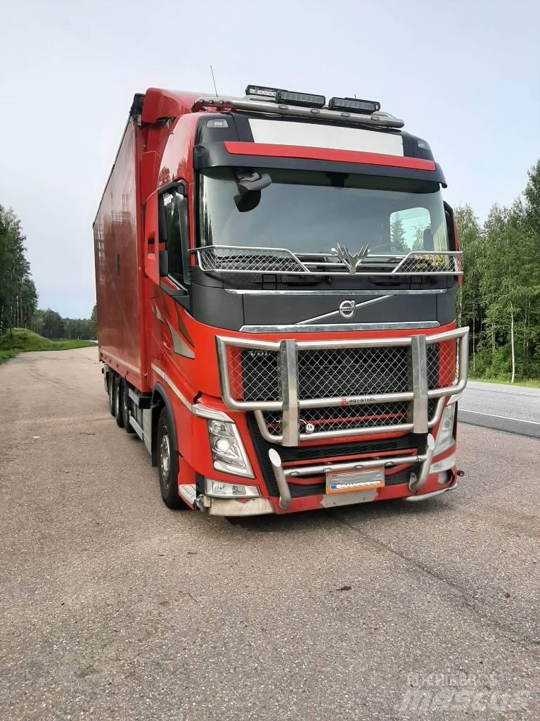 Volvo FH 13 Autocarri per segatura e cippato