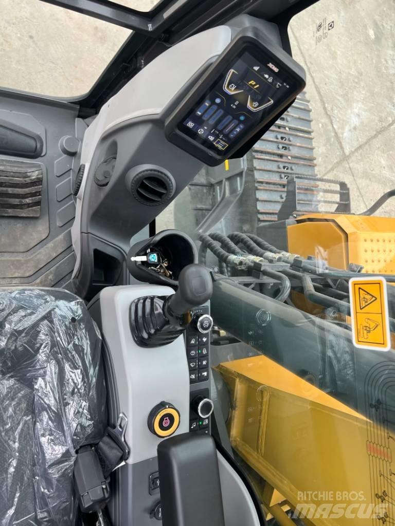 XCMG XE135GA Escavatori cingolati