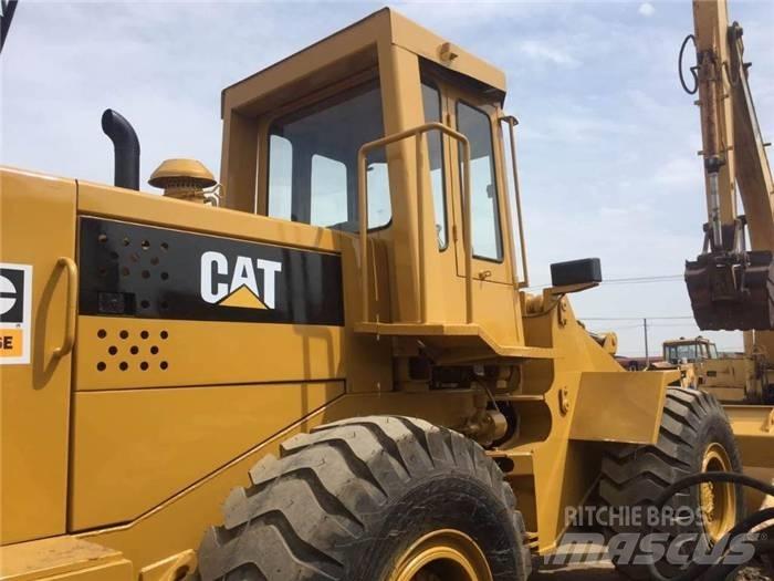 CAT 966E Pale gommate