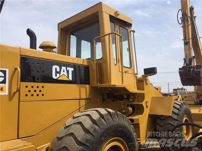 CAT 966E Pale gommate