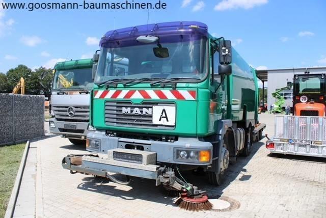 MAN M32 Autocarro spazzatrice