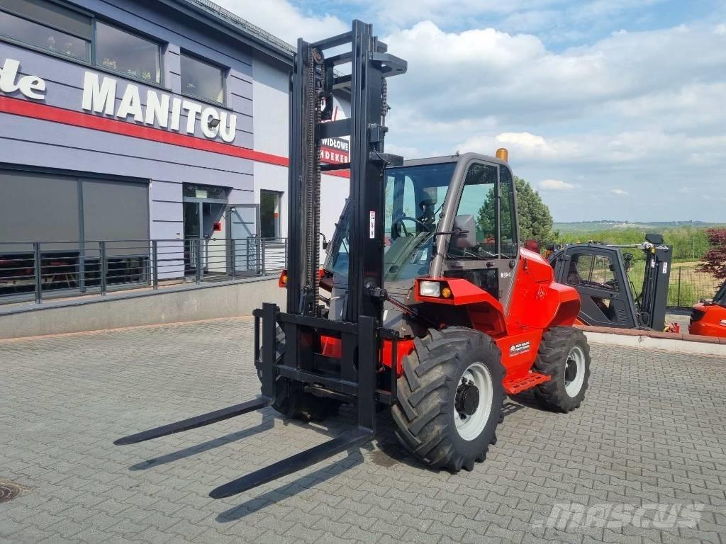 Manitou M30-4 Elevatore per esterni