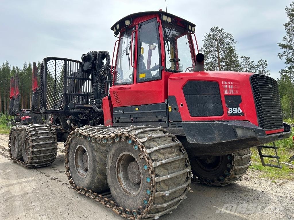 Komatsu 895 Forwarder