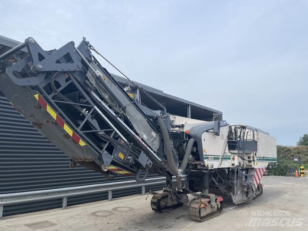 Wirtgen W 210 I Fresa a freddo per asfalto