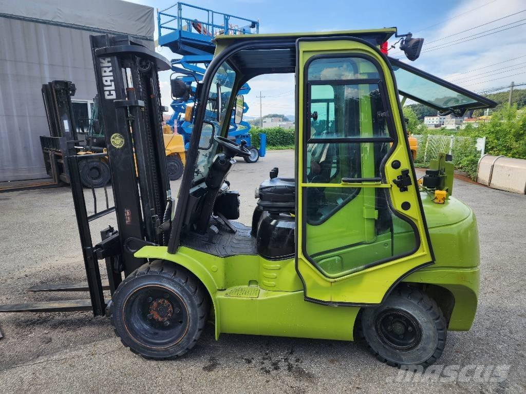 Clark gts30de Carrelli elevatori diesel