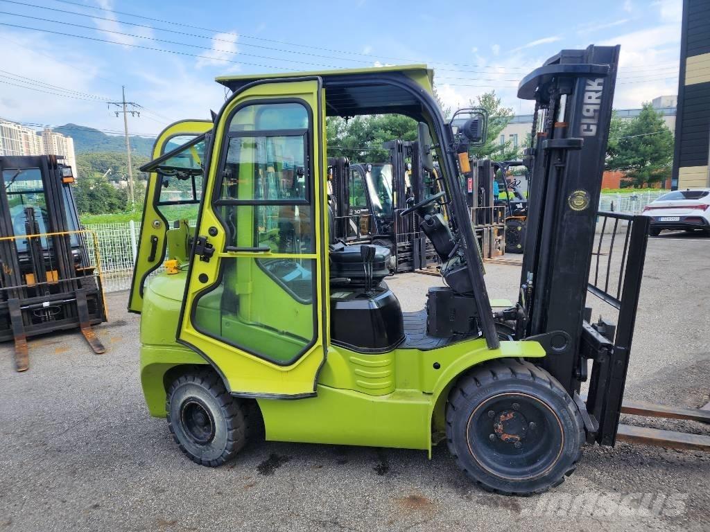 Clark gts30de Carrelli elevatori diesel