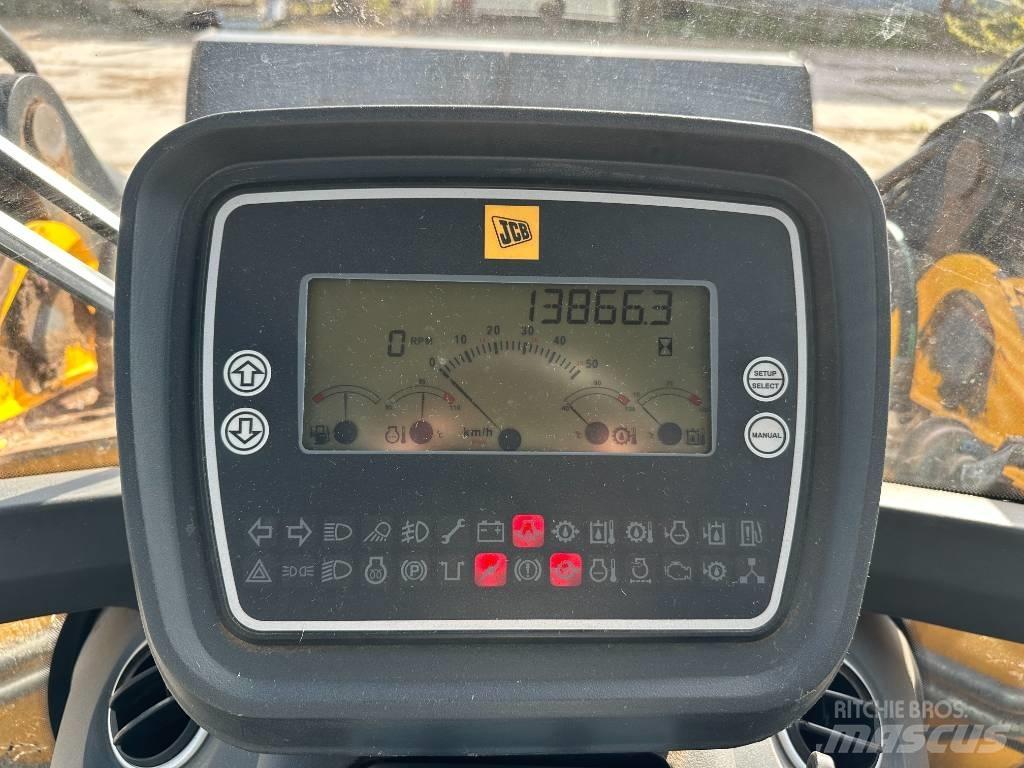 JCB 436 E HT Pale gommate