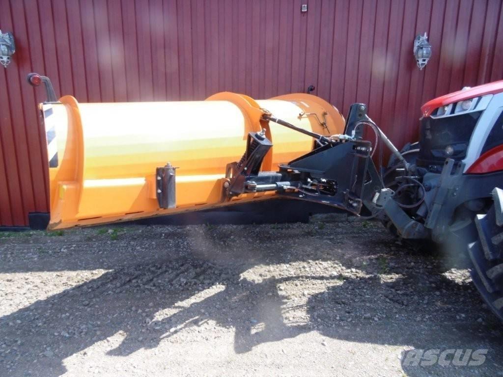 Massey Ferguson 7 S Trattori