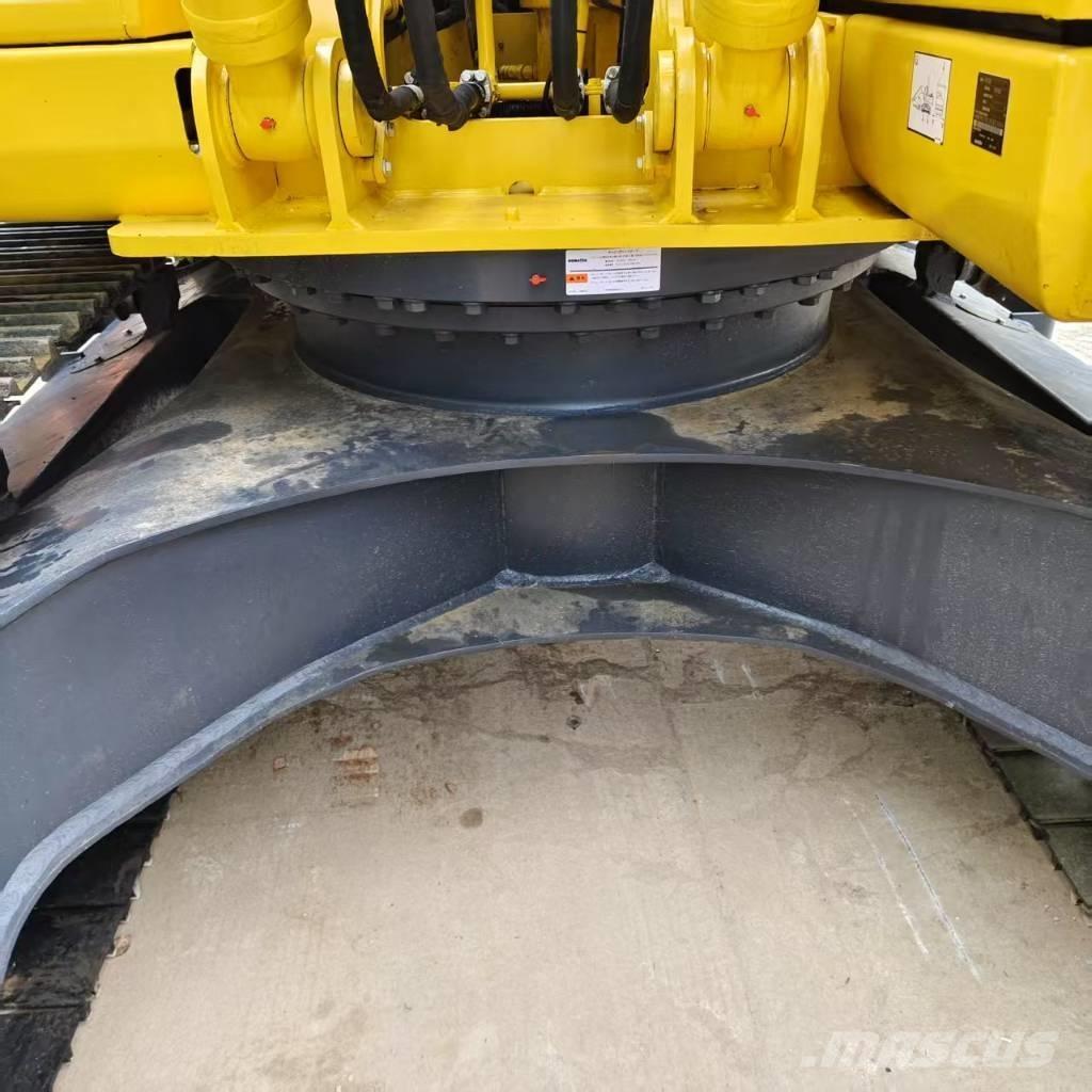 Komatsu PC 200-8 Escavatori cingolati