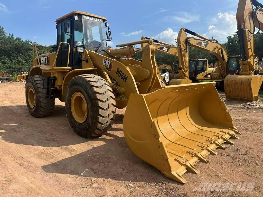 CAT 966 H Pale gommate