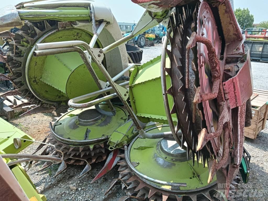 CLAAS Orbis 600 Trince semoventi