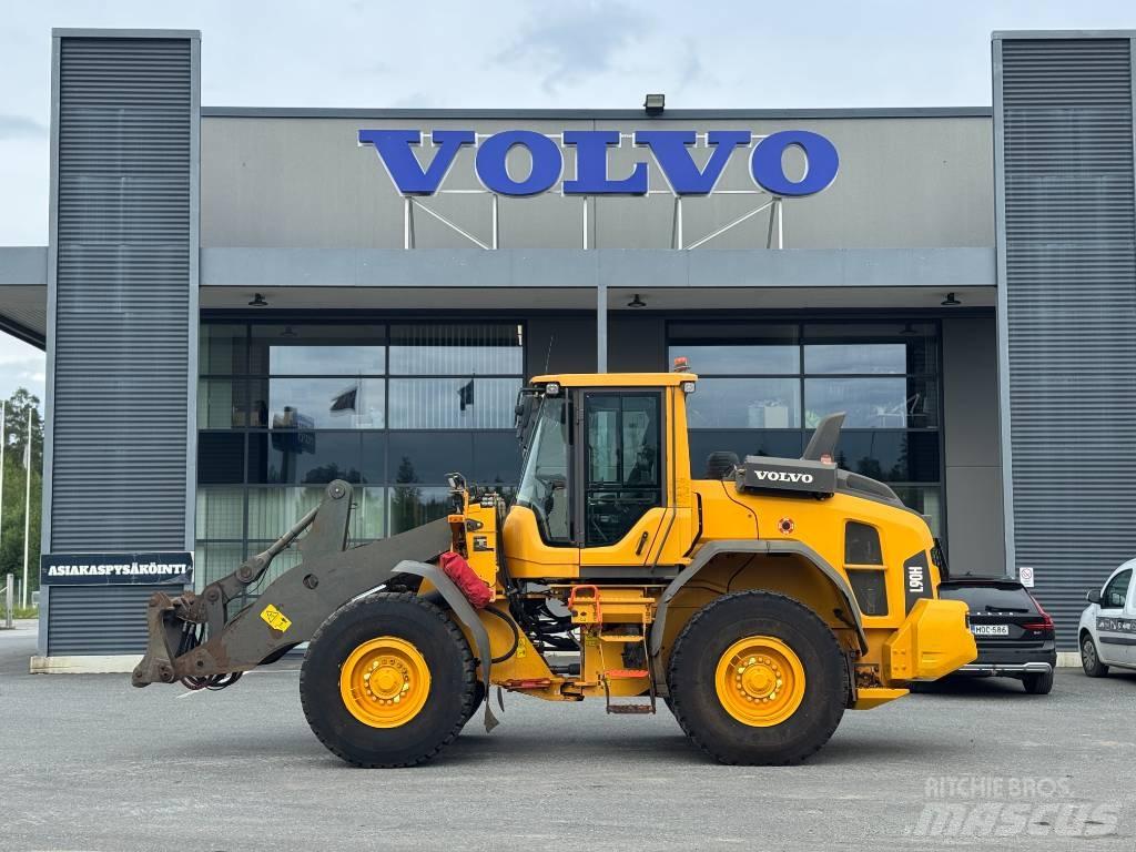 Volvo L 90 H Pale gommate