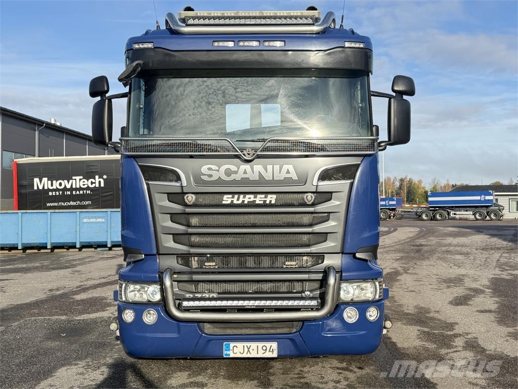 Scania R 730 8X4 Camion con gancio di sollevamento