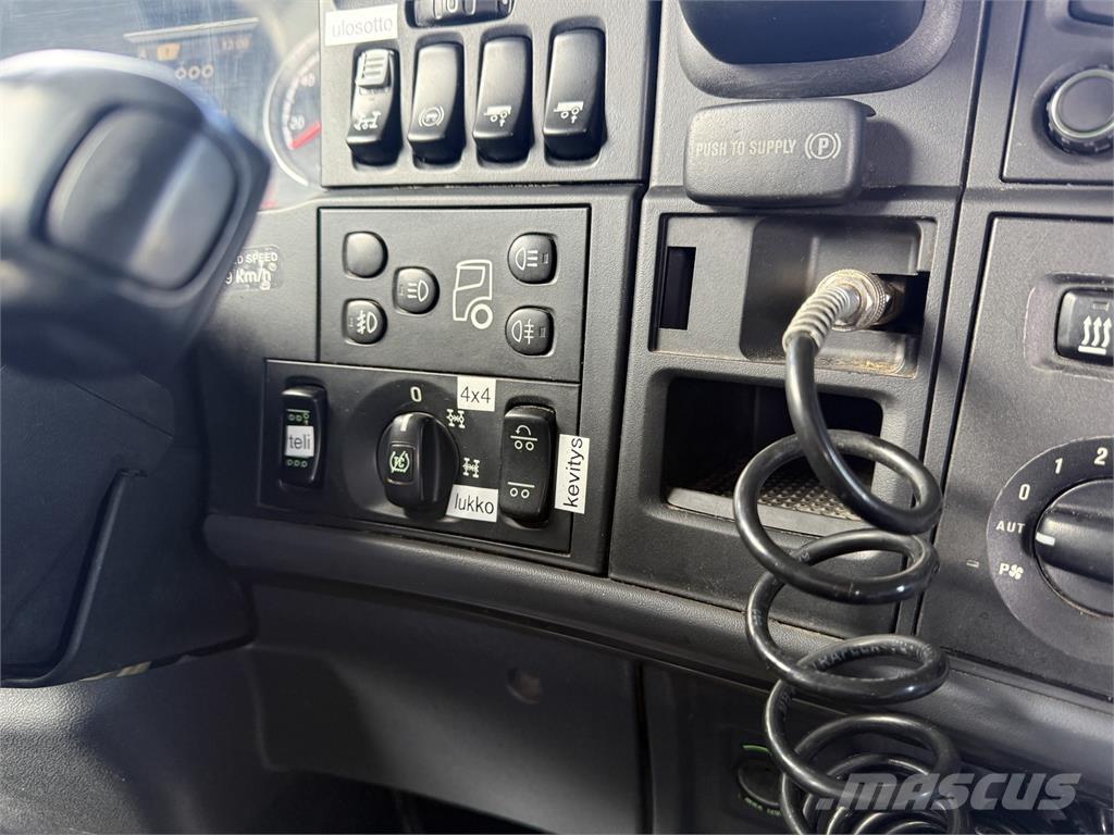 Scania R 730 8X4 Camion con gancio di sollevamento