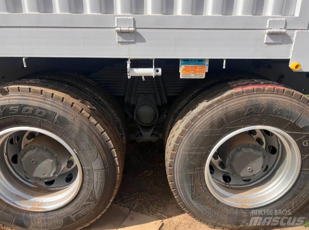 Howo 375 Camion con gancio di sollevamento
