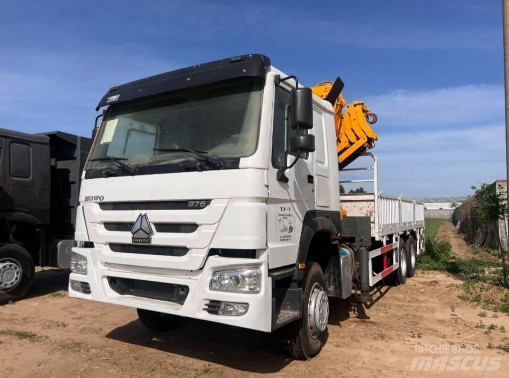 Howo 375 Camion con gancio di sollevamento