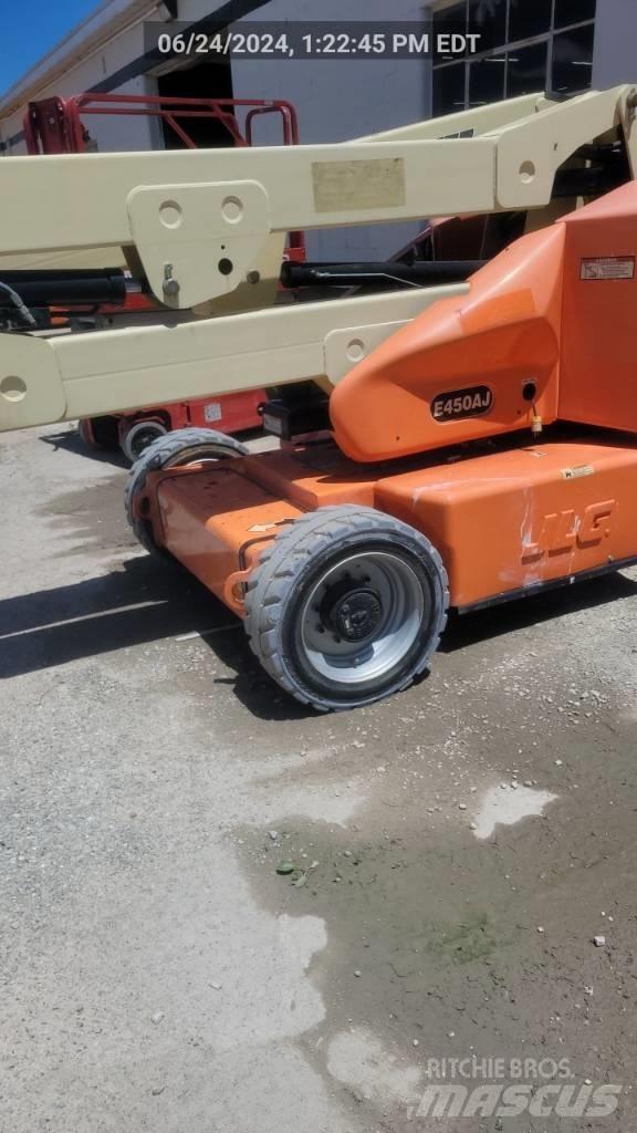 JLG E 450 AJ Piattaforme a braccio articolato