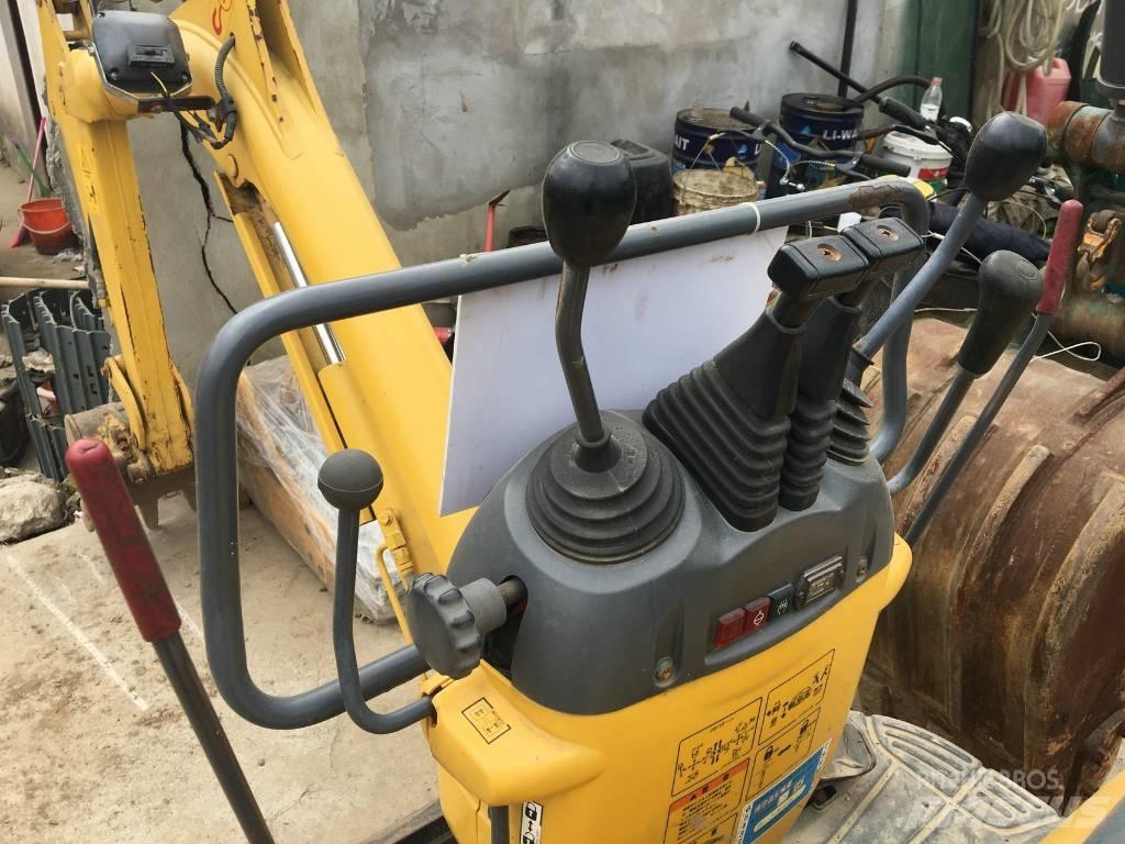 Komatsu PC 10 Miniescavatori