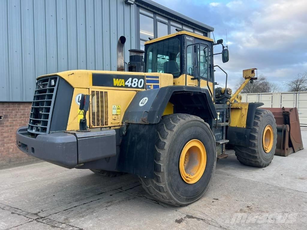 Komatsu WA 470-5 Pale gommate