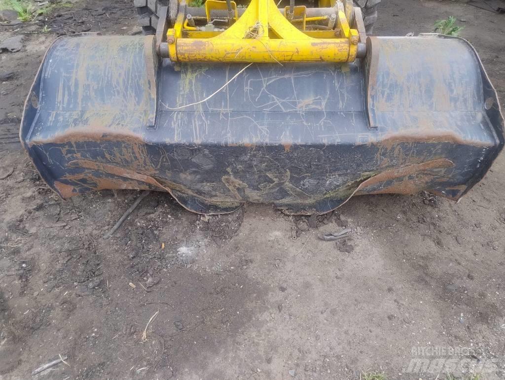 JCB 409 2006r.Parts, Pale gommate