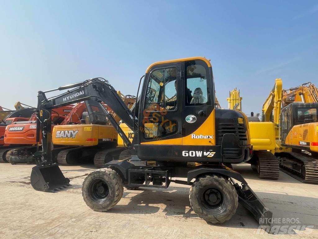 Hyundai 60w-9 Escavatori gommati
