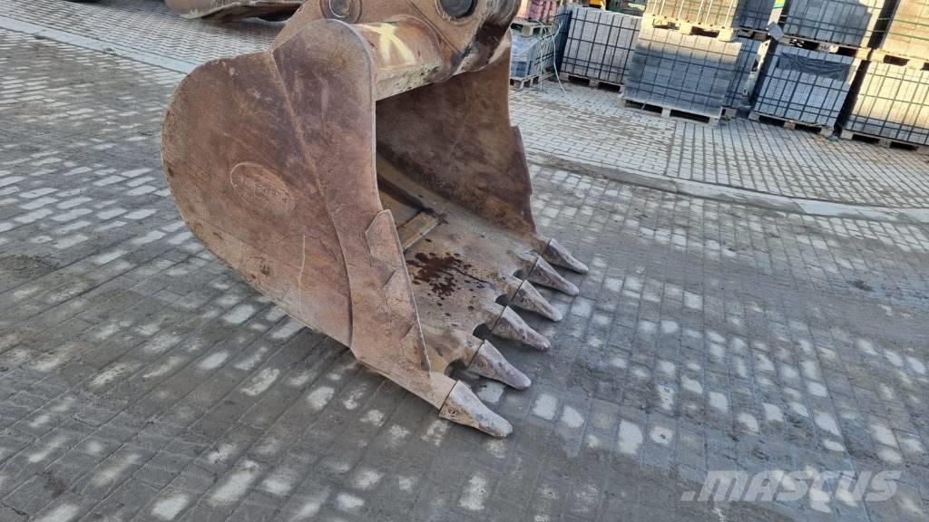 Komatsu PC 210 LC Escavatori cingolati