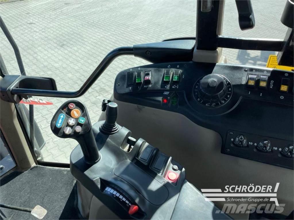 Case IH CVX 1155 Trattori