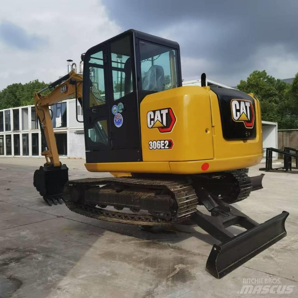 CAT 306E2 Miniescavatori