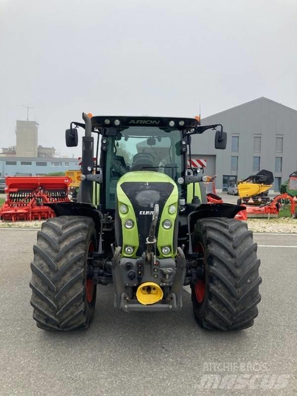 CLAAS Arion 630 Trattori