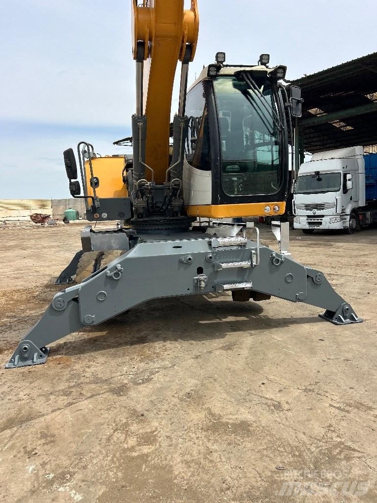 Liebherr Lh30 Movimentazione rifiuti