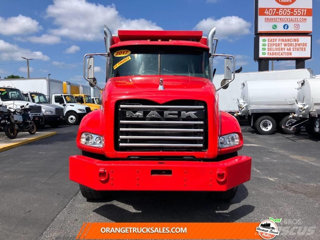 Mack Granite Camion ribaltabili