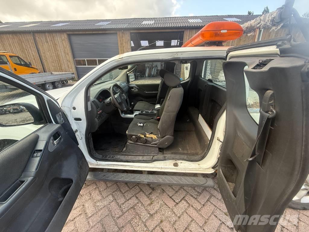 Nissan Navara Pick up/Fiancata ribaltabile