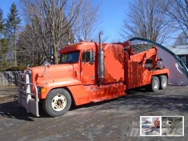 Freightliner FLD 120 Carroattrezzi