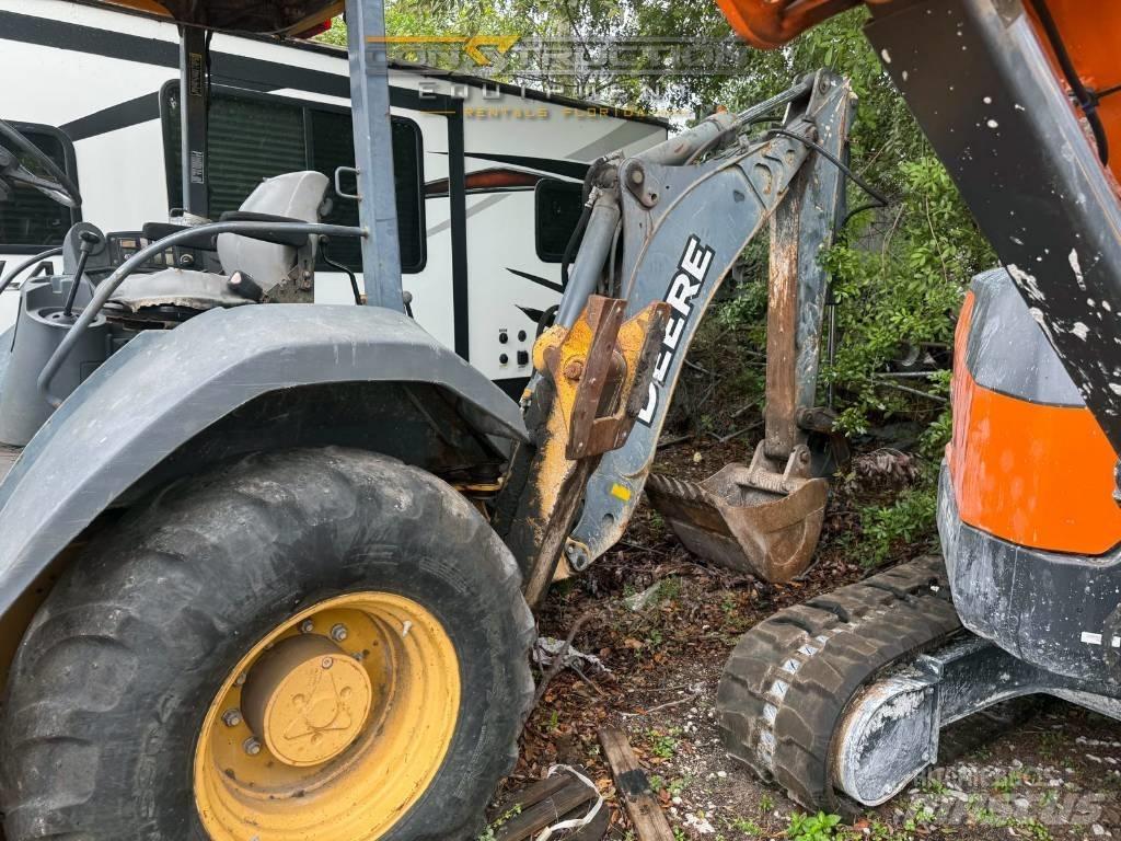 DEERE 310J Terne